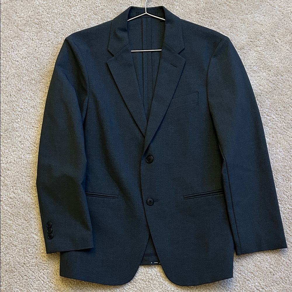 Uniqlo gray blazer